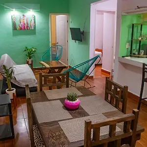  Сasa de vacaciones Siga`s House