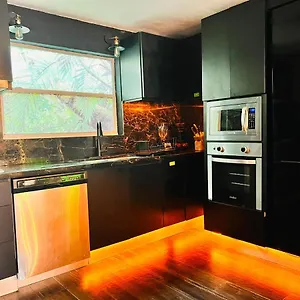  Сasa de vacaciones Modern 3 Bd ,open Lounge, Priv Pool 'casa Bamboo'